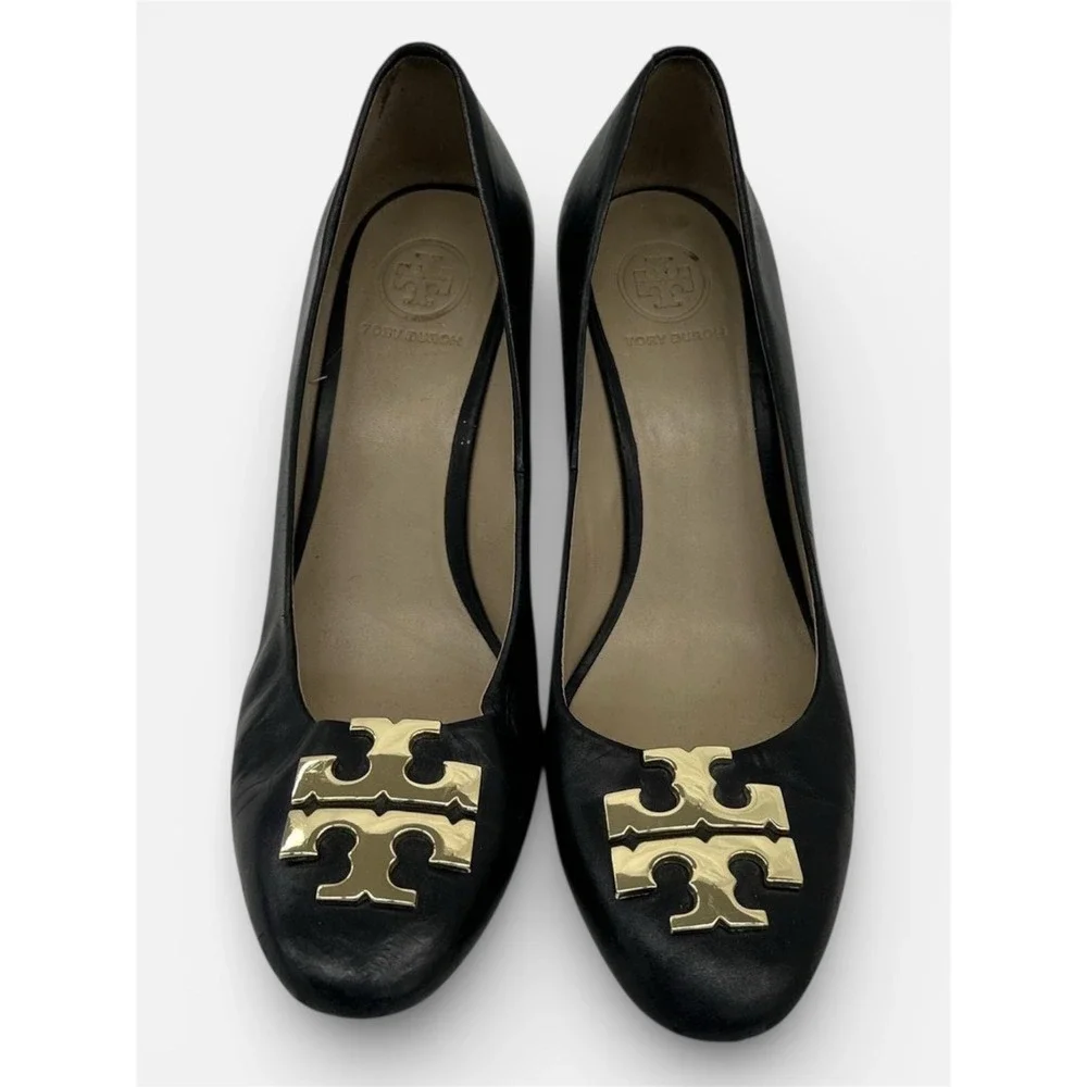Tory Burch Sally Wedge Pumps Womens 6.5‎ Black Leather Gold Logo Good Condition